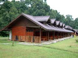 bungalows rooms for 2 in Khao Yai national park